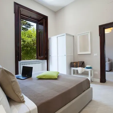 Apartment Elide *