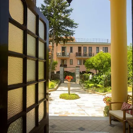 Elide * Vico Equense