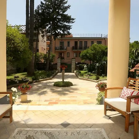 Elide * Vico Equense