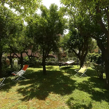 Elide * Vico Equense