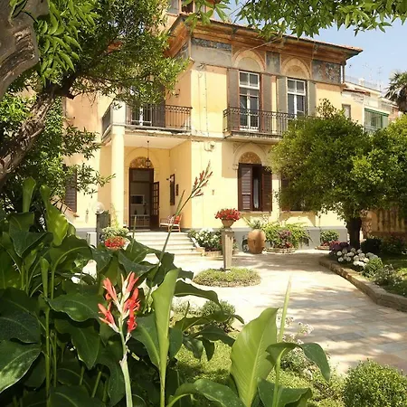 Elide Apartment *