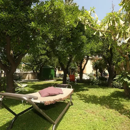 Apartment Elide *